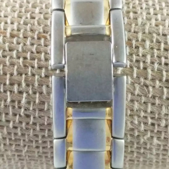 PULSAR WATCH WITH DATE. EXCELLENT CONDITION. New battery installed. Vtg - Picture 6 of 10